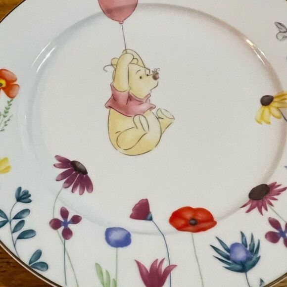 Disney Winnie the Pooh Among the Flowers Dinner Plates set of 2 NWT - Picture 6 of 7